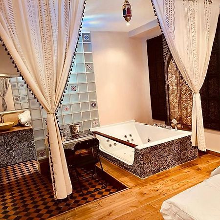 Jacuzzi Love Room Paris Ngoại thất bức ảnh