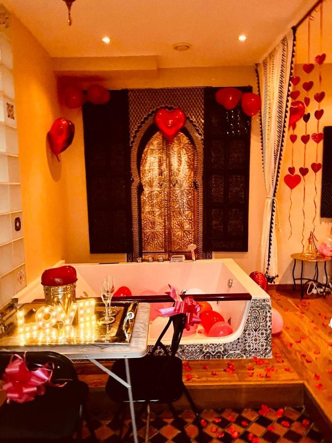 Jacuzzi Love Room Paris Ngoại thất bức ảnh